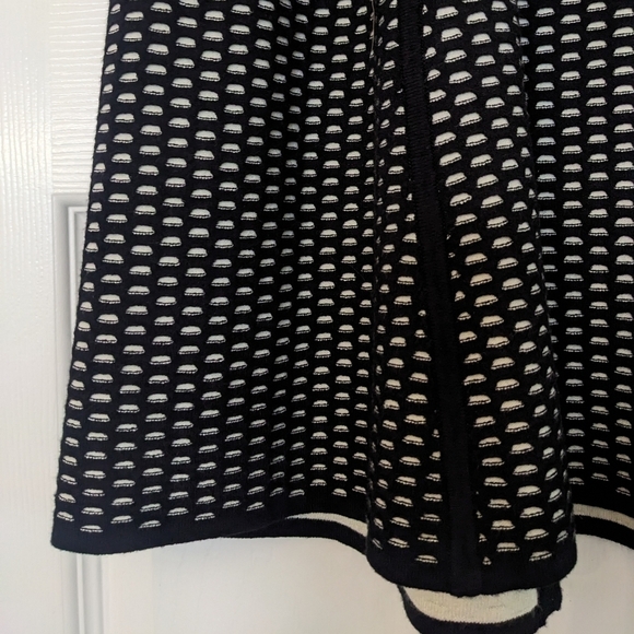ANN TAYLOR Factory Aline Elastic Waist Skirt - Picture 3 of 6